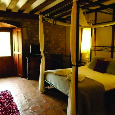 Real De La Mesta Hotel 4*