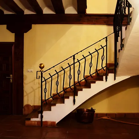 Πανσιόν Real De La Mesta