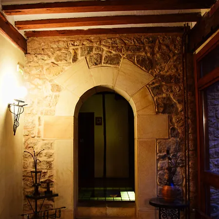 Real De La Mesta Hotel