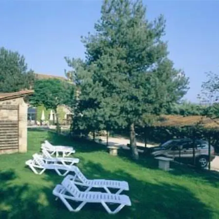 Πανσιόν Real De La Mesta 4*