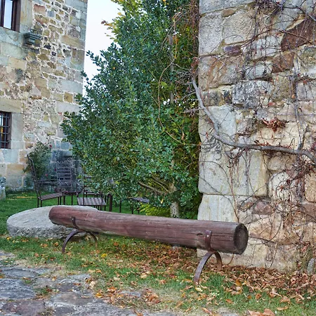 Real De La Mesta Hotel 4*