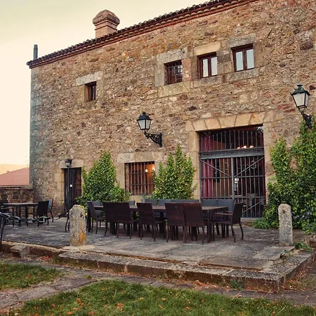 Real De La Mesta 4*